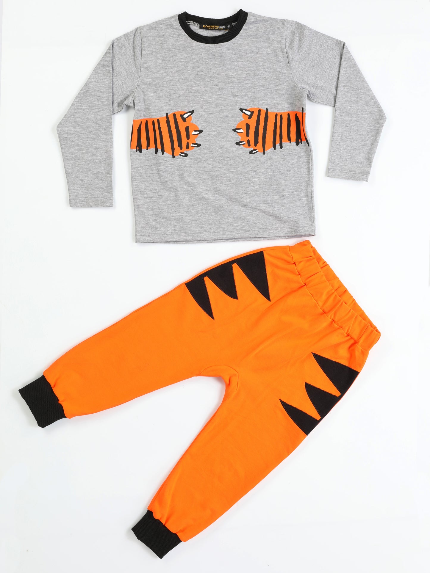 Tiger Paw Baggy Pants + Long Sleeve T-shirt Set